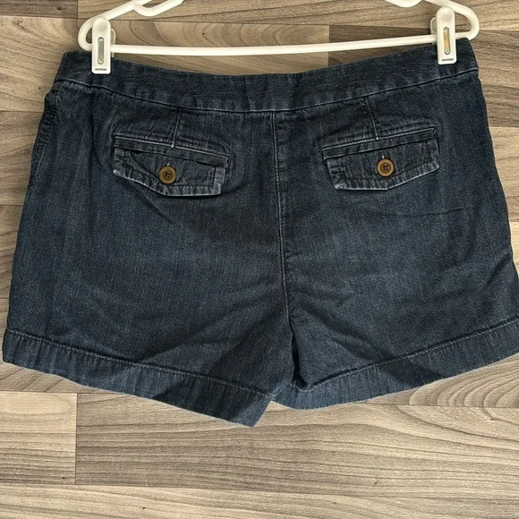 LOFT Blue Jean Shorts Classic Cuffed Design - Picture 4 of 12